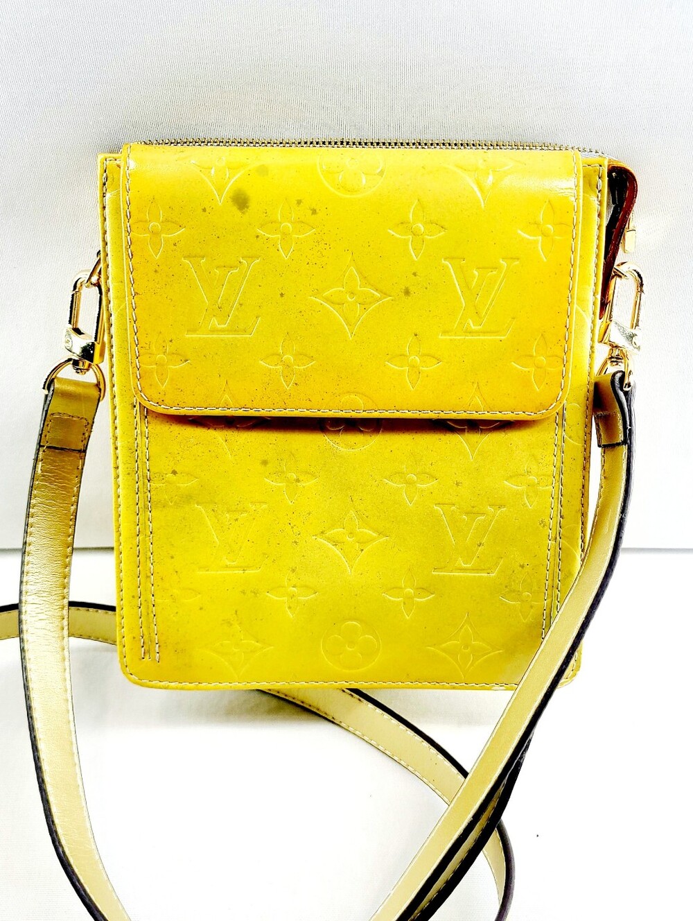 Louis Vuitton Vernis Shoulder Bag